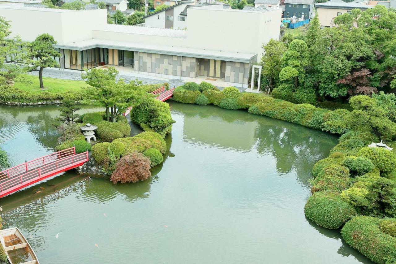 Hotel Garden Palace Kumagaya Exteriör bild