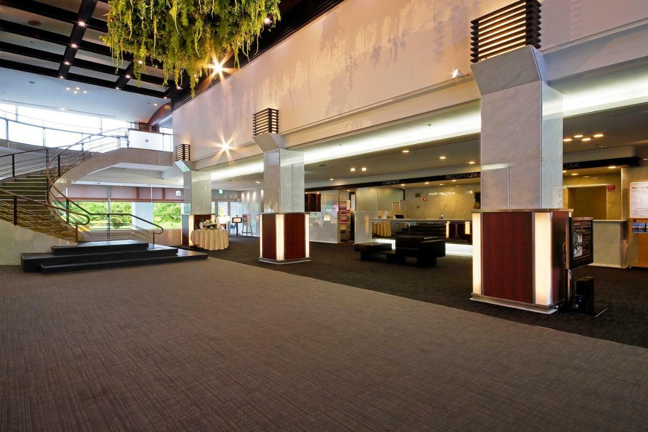 Hotel Garden Palace Kumagaya Exteriör bild